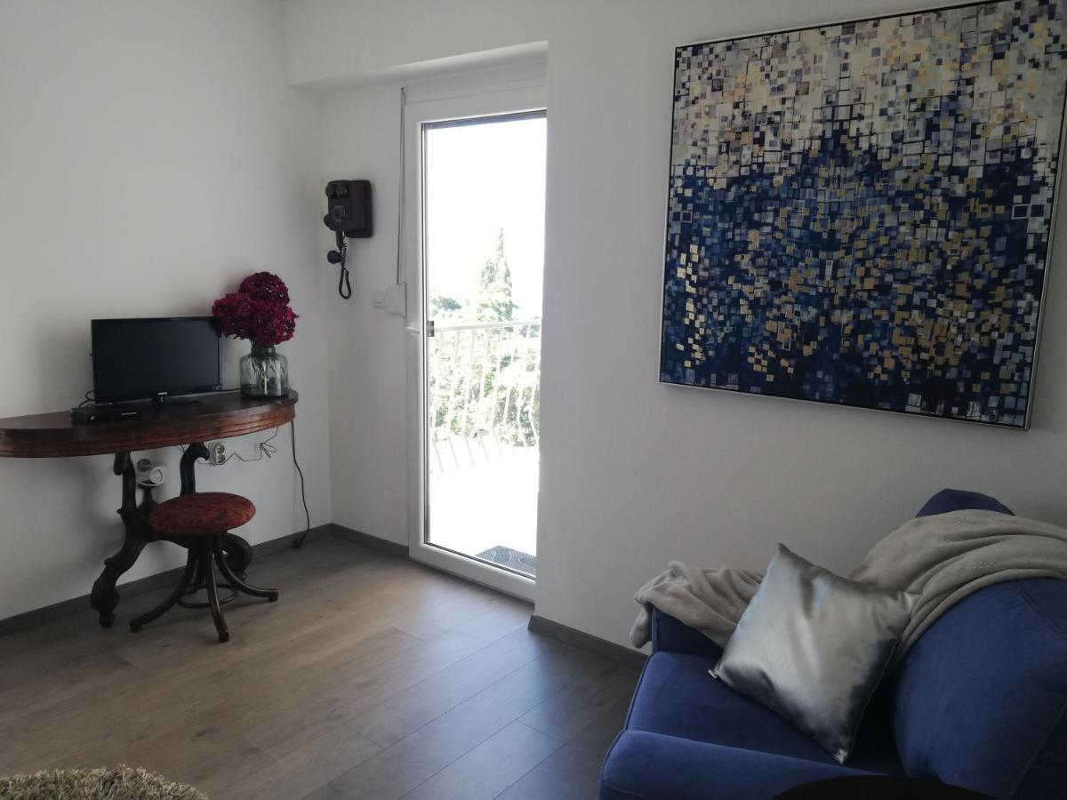 Apartments 4U Omisalj Ngoại thất bức ảnh