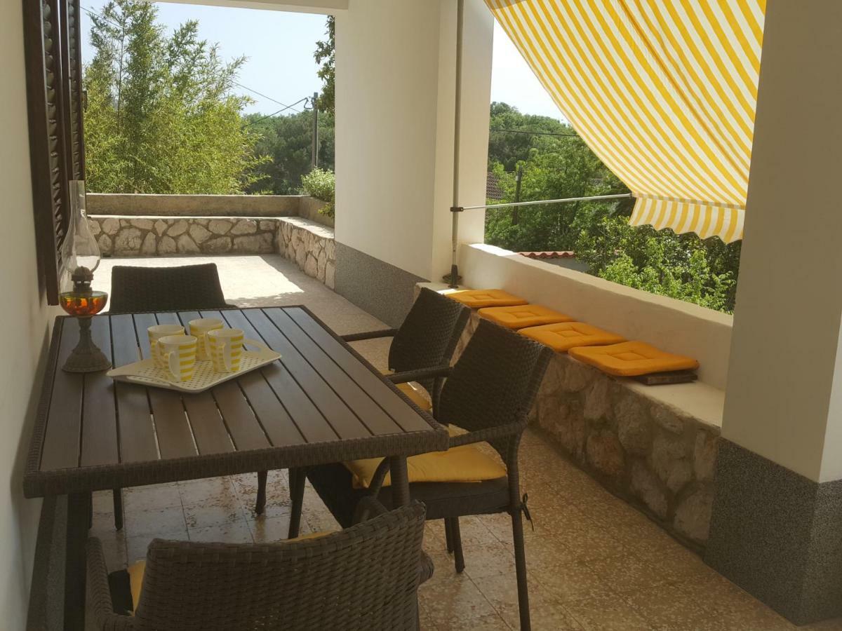 Apartments 4U Omisalj Ngoại thất bức ảnh