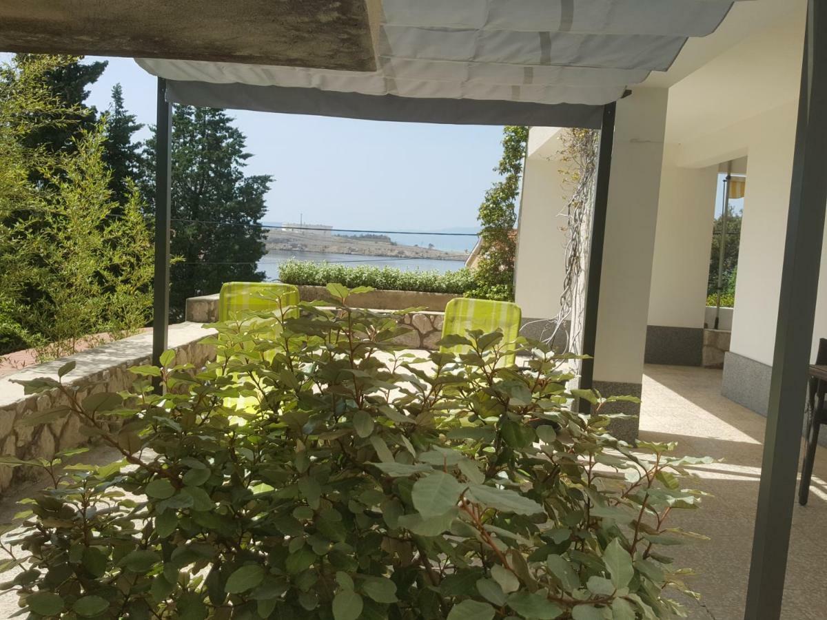 Apartments 4U Omisalj Ngoại thất bức ảnh